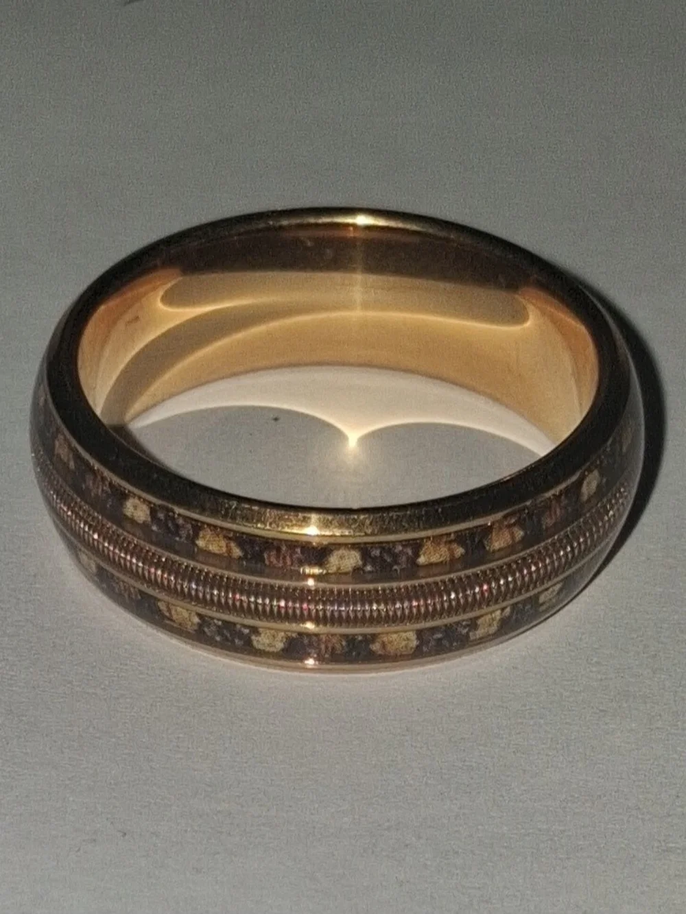 18K Gold Decorative Band Ring